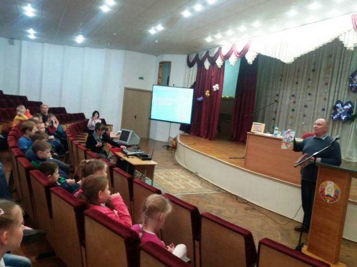 IMG-b83cbd6b72b3bfb1fbbb6b8aed3f021e-V